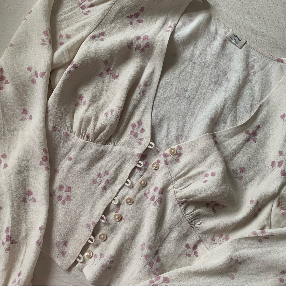 Aritzia Button Top - Picture 3 of 3